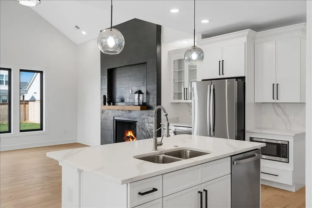1069 Squirrel Nest Lane Lexington KY 40509