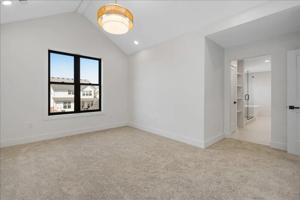 1069 Squirrel Nest Lane Lexington KY 40509