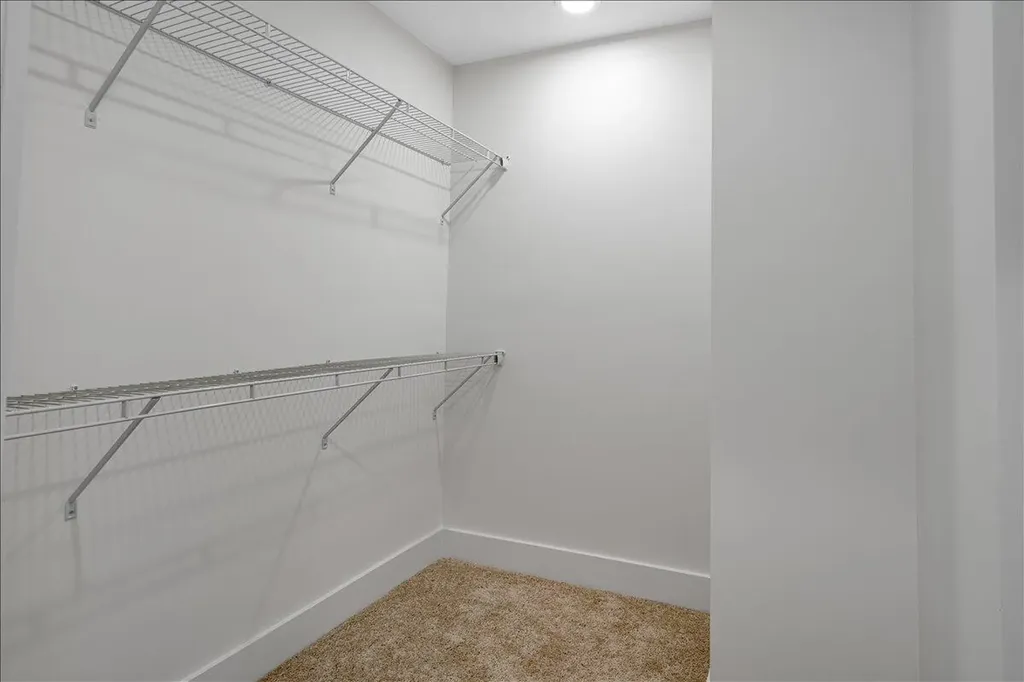 1069 Squirrel Nest Lane Lexington KY 40509