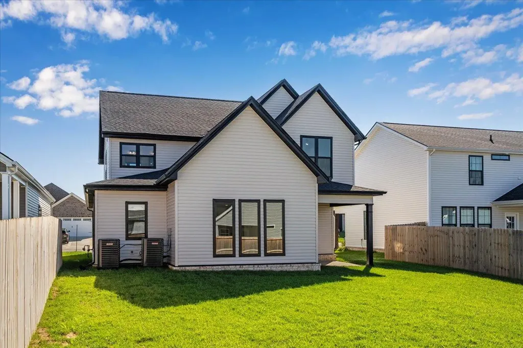 1069 Squirrel Nest Lane Lexington KY 40509