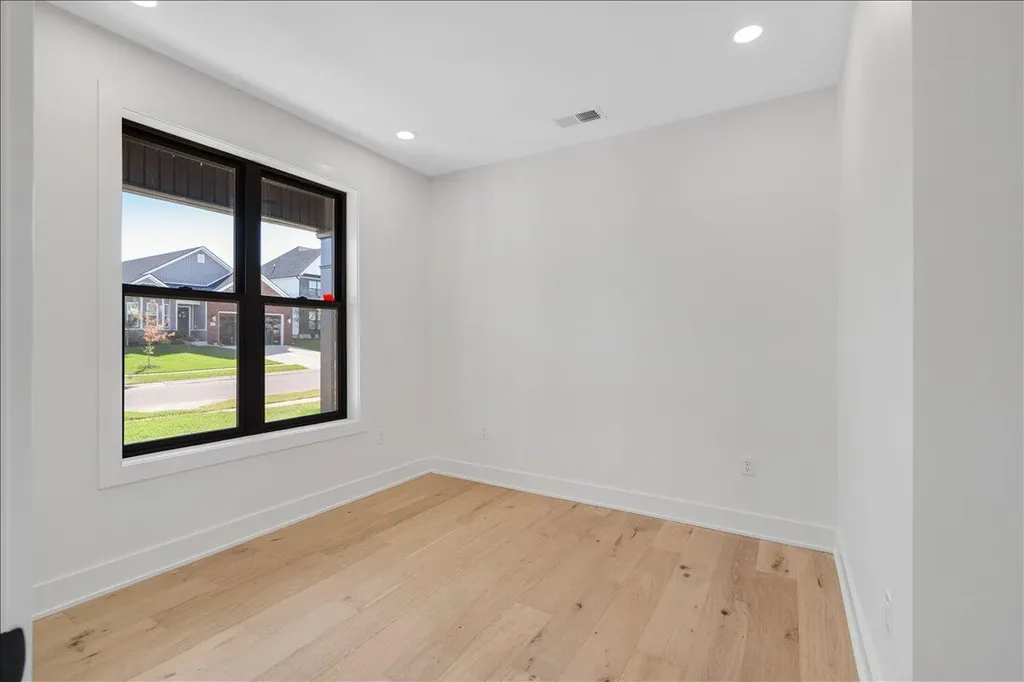 1069 Squirrel Nest Lane Lexington KY 40509