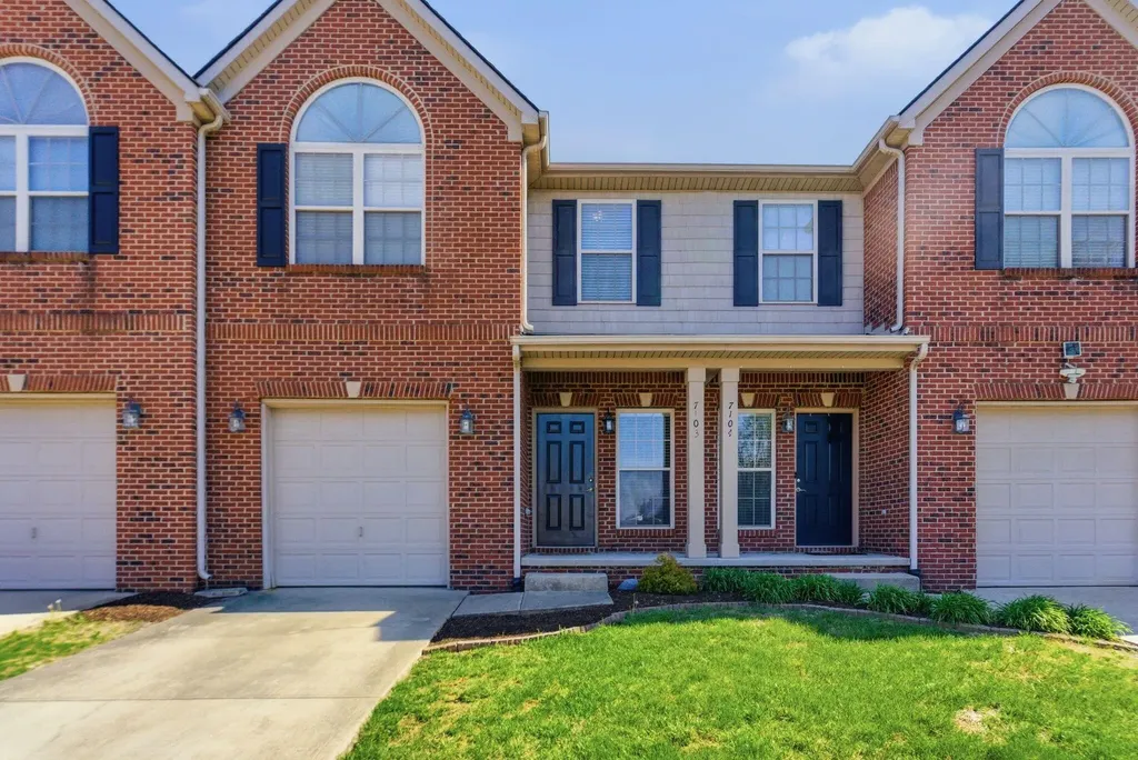 4464 Stuart Hall Boulevard Lexington KY 40509