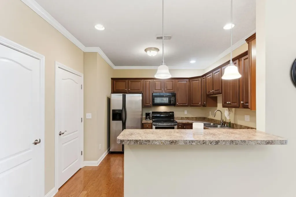 4464 Stuart Hall Boulevard Lexington KY 40509