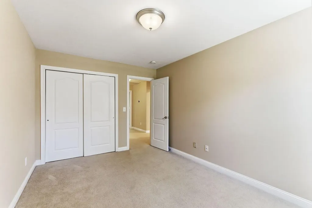4464 Stuart Hall Boulevard Lexington KY 40509