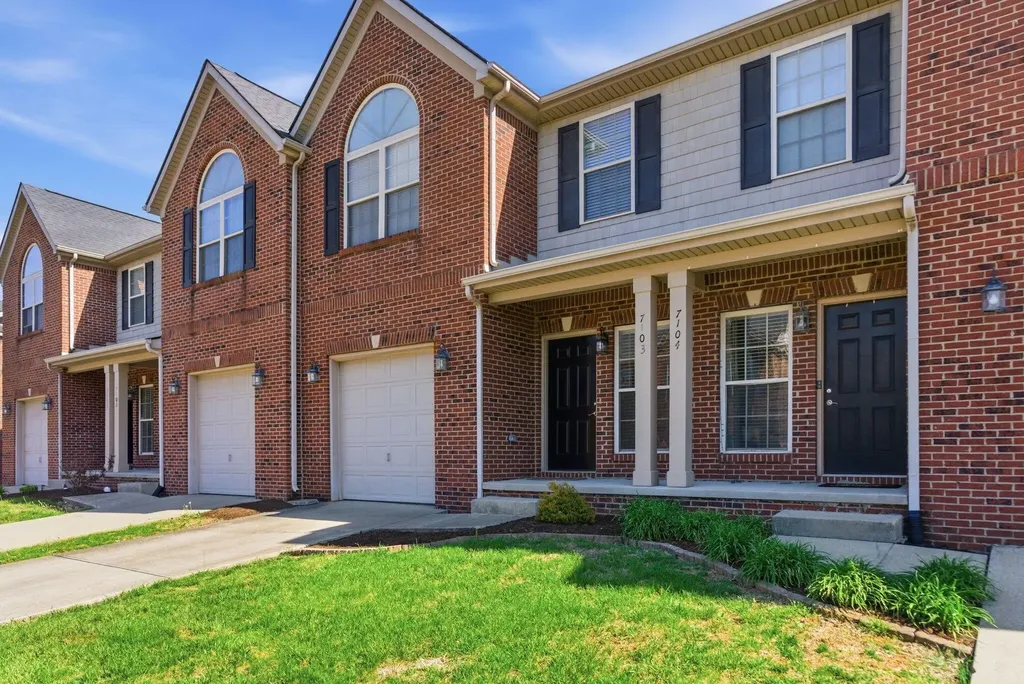 4464 Stuart Hall Boulevard Lexington KY 40509