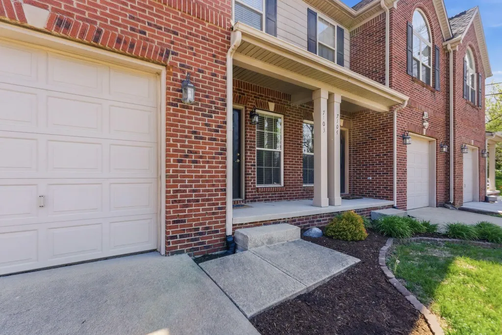 4464 Stuart Hall Boulevard Lexington KY 40509