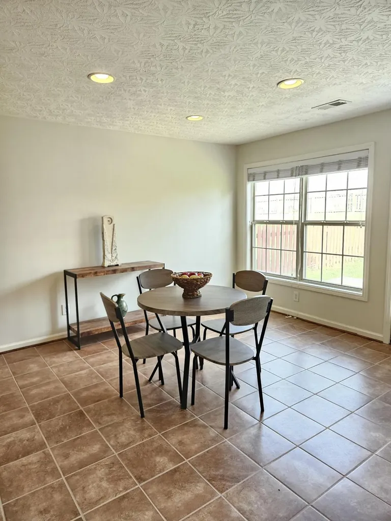 3304 Drayton Place Lexington KY 40503