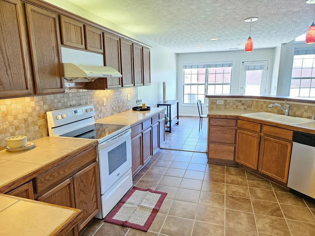 3304 Drayton Place Lexington KY 40503