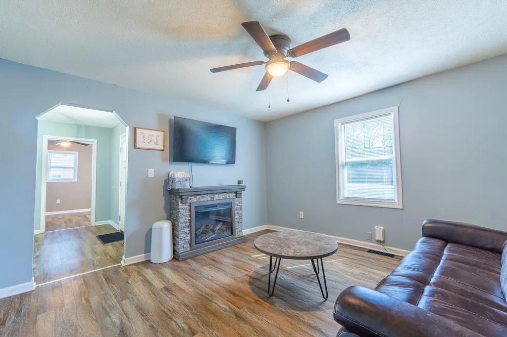 2968 Cedar Grove Road Somerset KY 42501