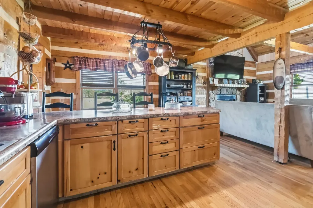 1548 High Bridge Road Lancaster KY 40444