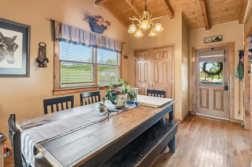 1548 High Bridge Road Lancaster KY 40444
