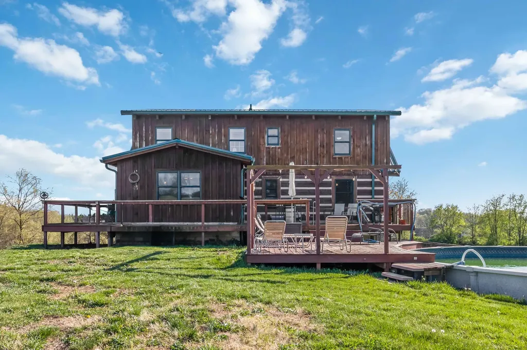 1548 High Bridge Road Lancaster KY 40444