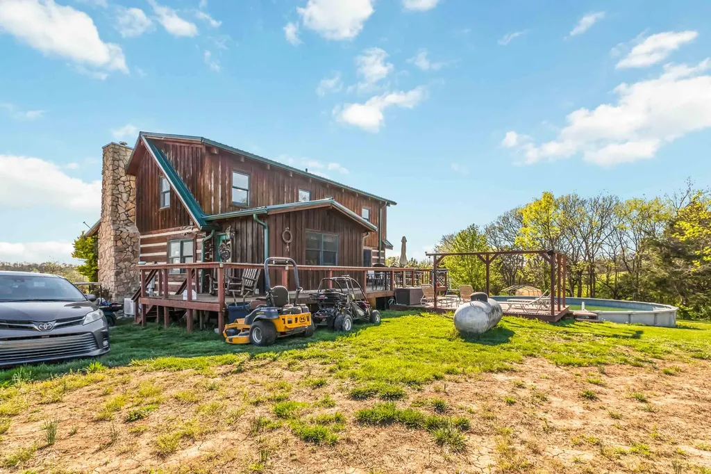 1548 High Bridge Road Lancaster KY 40444