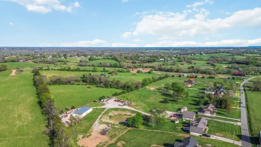 1548 High Bridge Road Lancaster KY 40444