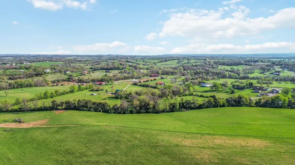 1548 High Bridge Road Lancaster KY 40444