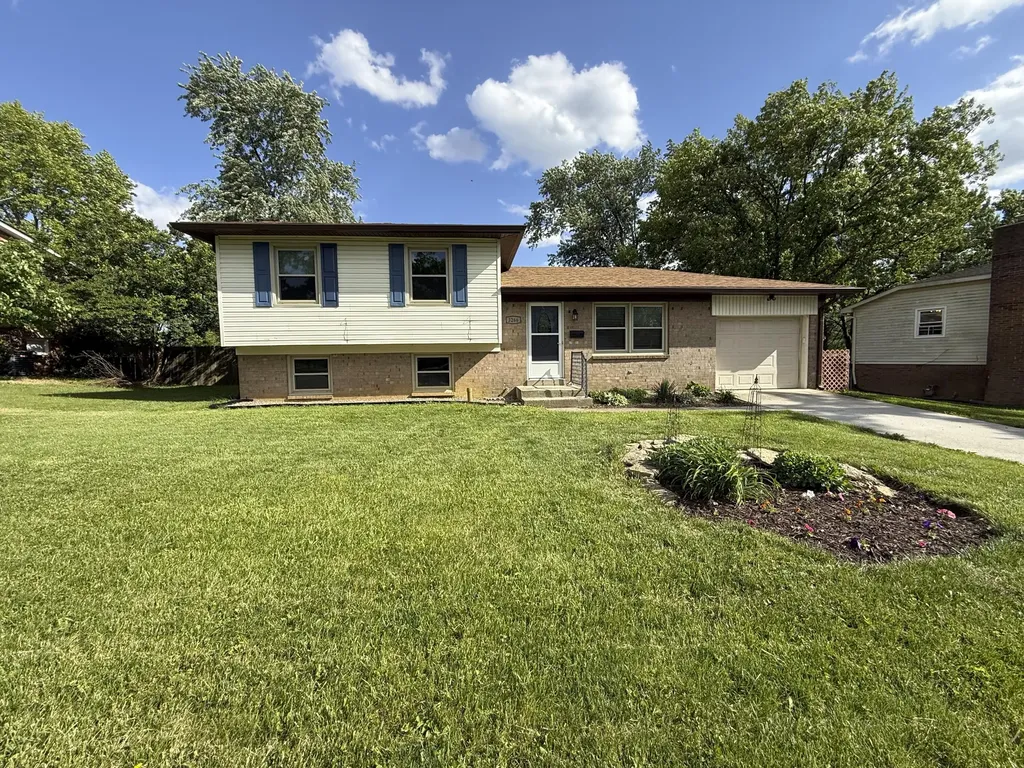 3266 Aqueduct Drive Lexington KY 40517