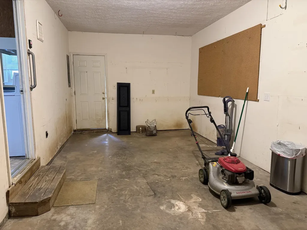 3266 Aqueduct Drive Lexington KY 40517
