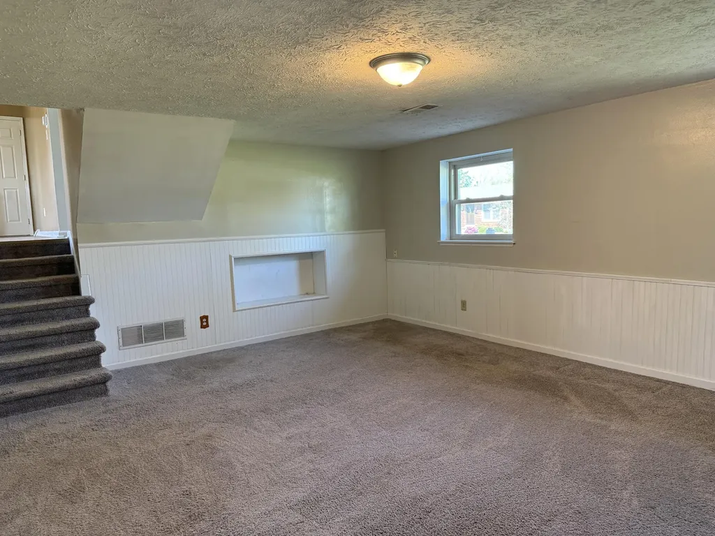 3266 Aqueduct Drive Lexington KY 40517