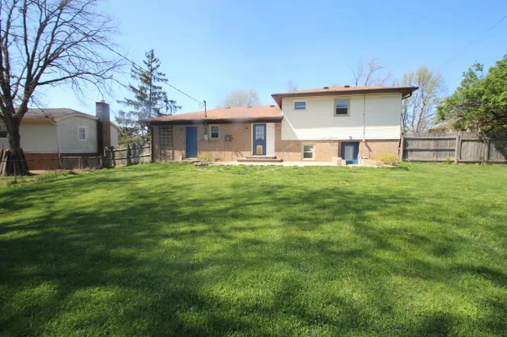 3266 Aqueduct Drive Lexington KY 40517
