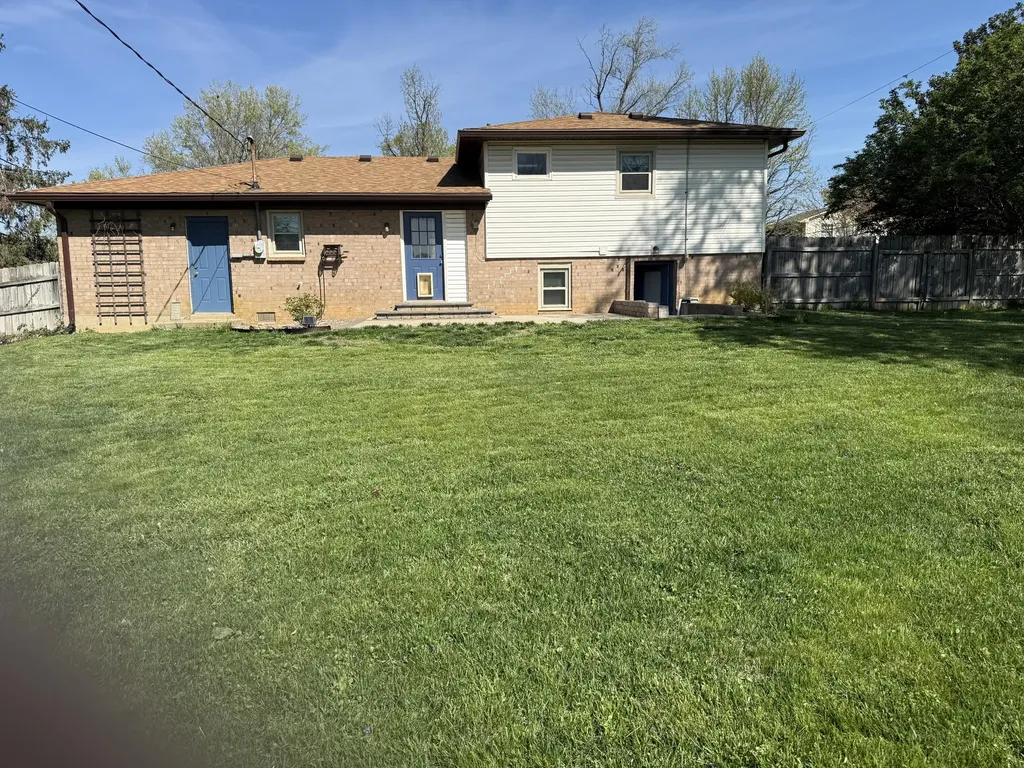 3266 Aqueduct Drive Lexington KY 40517