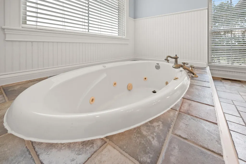 204 Crestridge Trail Nicholasville KY 40356