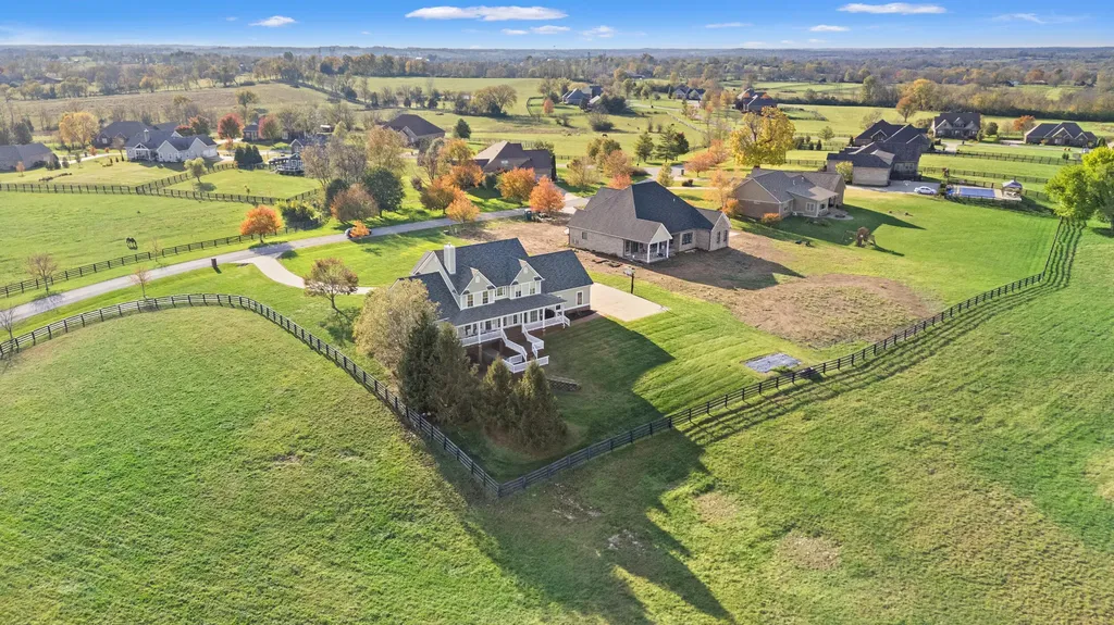 204 Crestridge Trail Nicholasville KY 40356