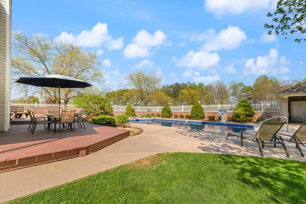 230 Royal Drive London KY 40744