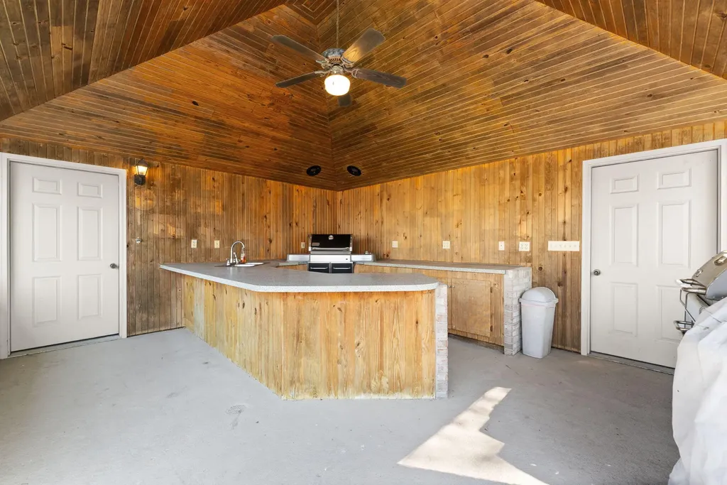 230 Royal Drive London KY 40744
