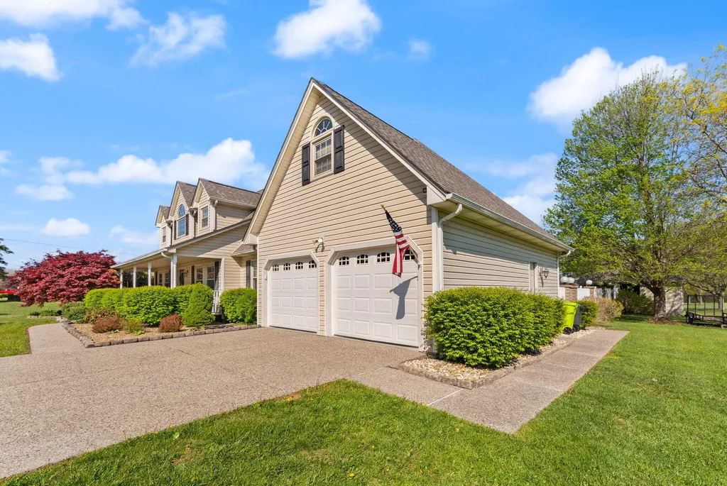230 Royal Drive London KY 40744
