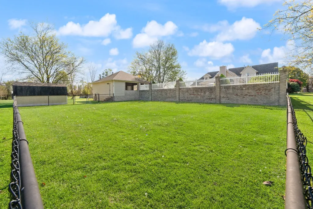 230 Royal Drive London KY 40744
