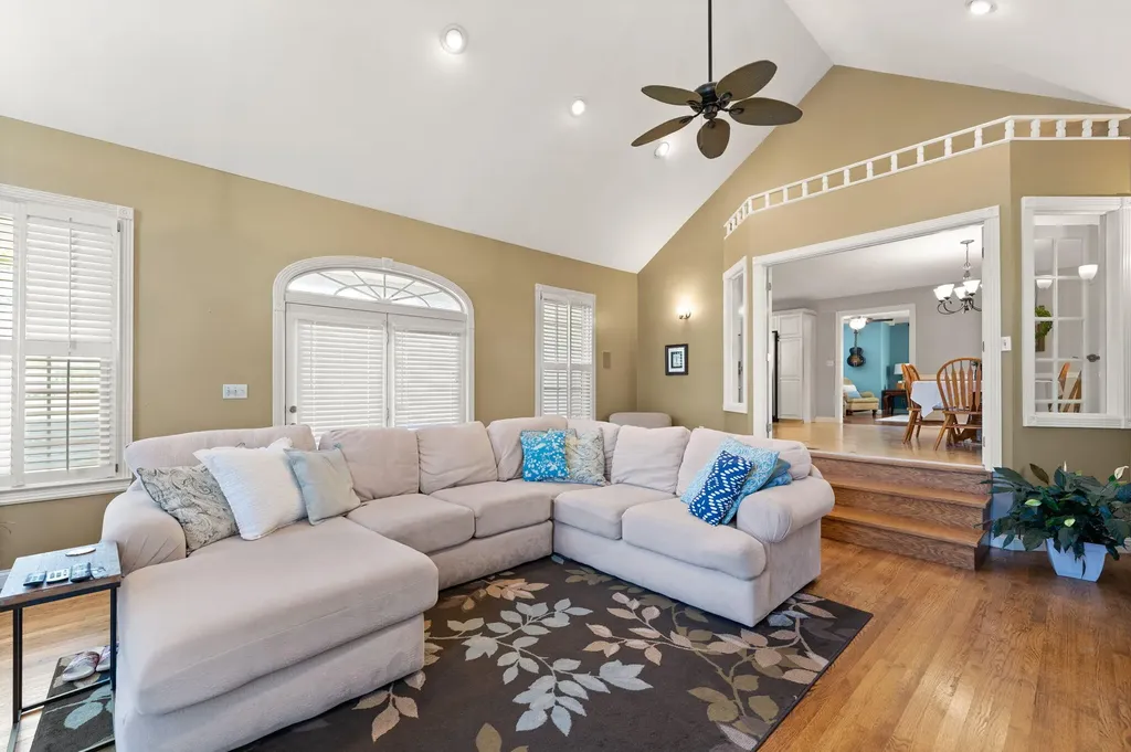 230 Royal Drive London KY 40744