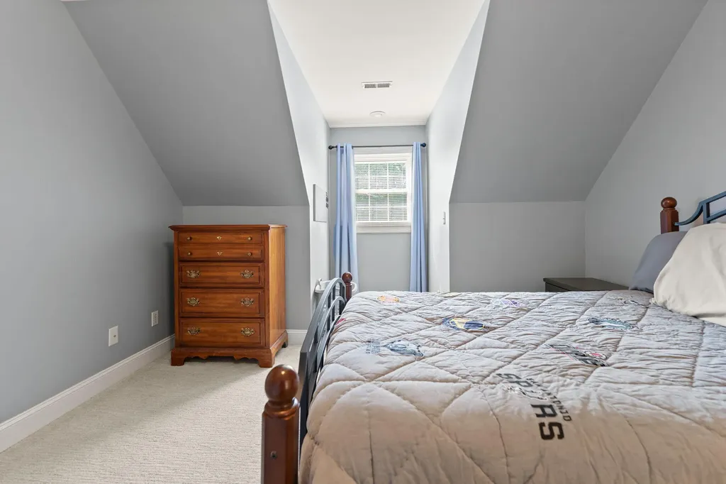 230 Royal Drive London KY 40744
