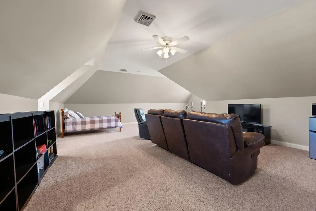 230 Royal Drive London KY 40744