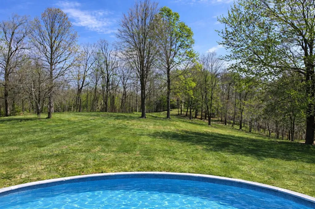 1440 Spout Springs Road Clay City KY 40312