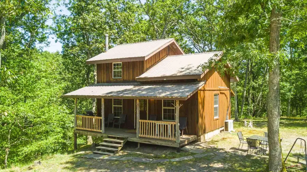 1440 Spout Springs Road Clay City KY 40312