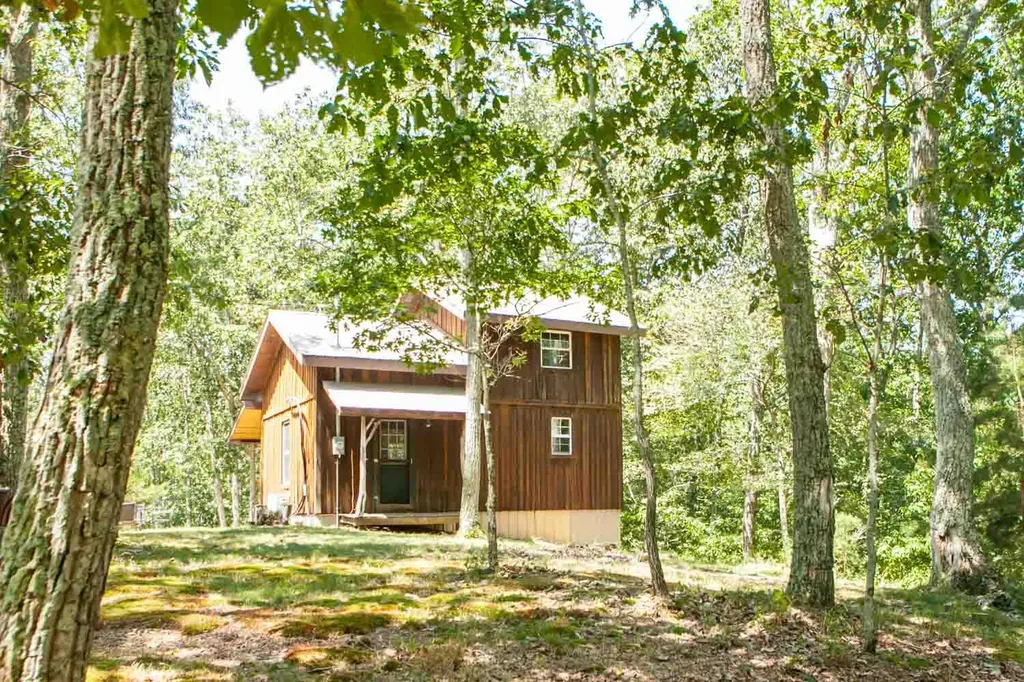 1440 Spout Springs Road Clay City KY 40312