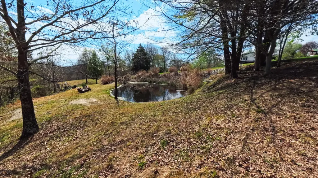 1440 Spout Springs Road Clay City KY 40312