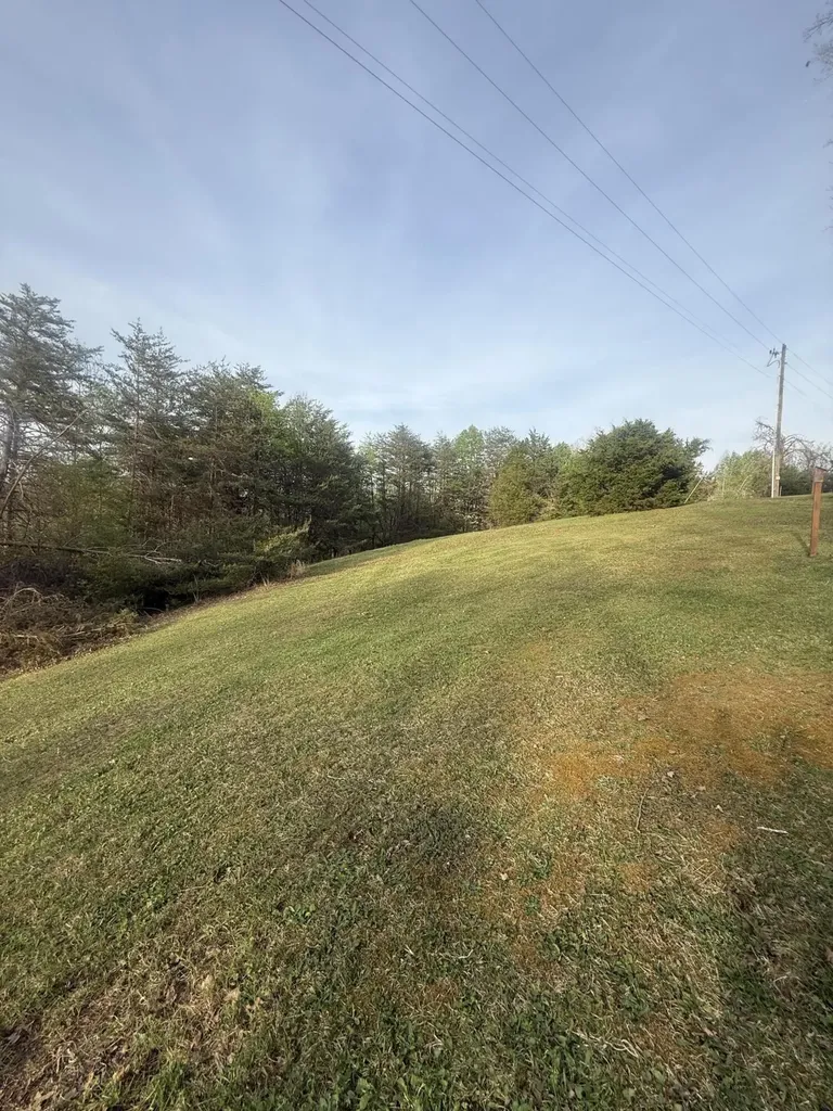 1926 Greenbriar Road Monticello KY 42633