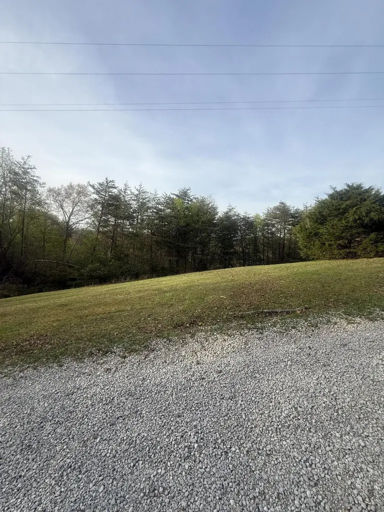 1926 Greenbriar Road Monticello KY 42633