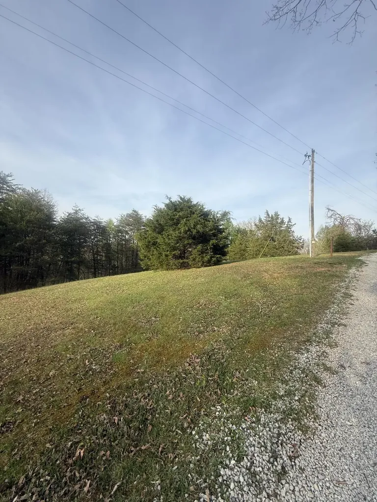 1926 Greenbriar Road Monticello KY 42633