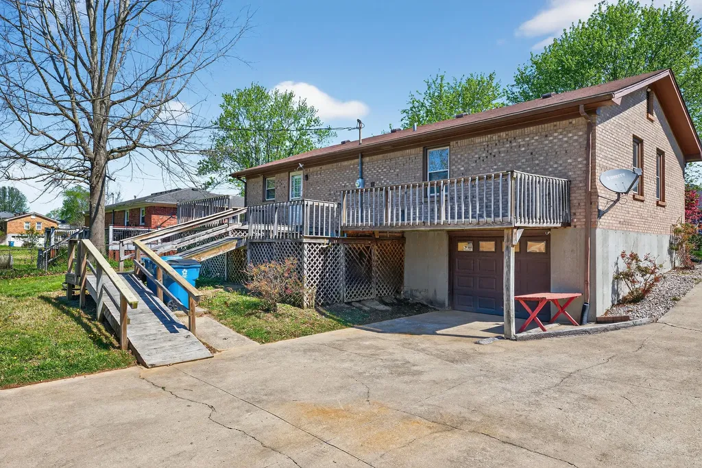 107 Cardinal Drive Lawrenceburg KY 40342