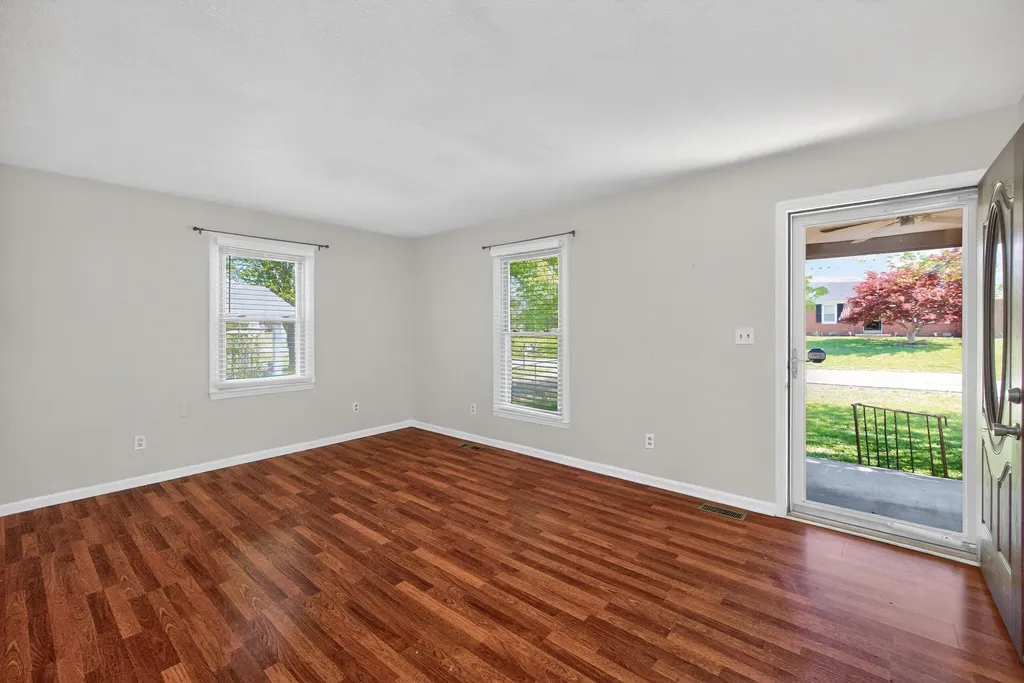 107 Cardinal Drive Lawrenceburg KY 40342