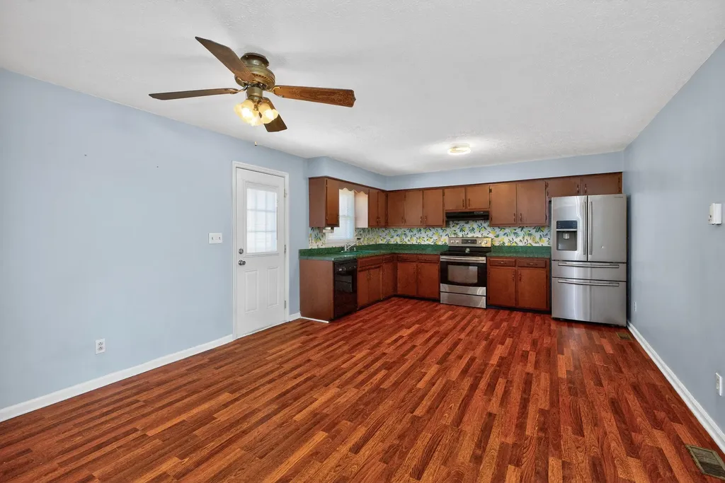 107 Cardinal Drive Lawrenceburg KY 40342