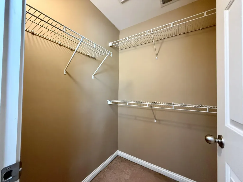 1217 Angus Trail Lexington KY 40509