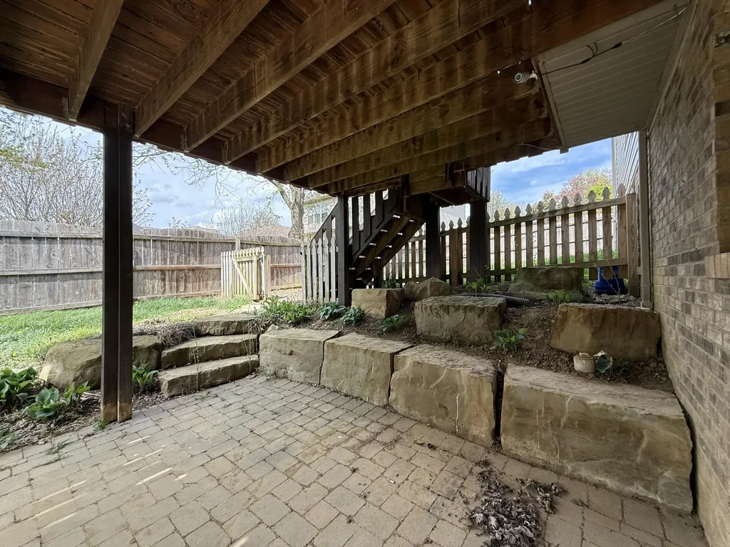 1217 Angus Trail Lexington KY 40509