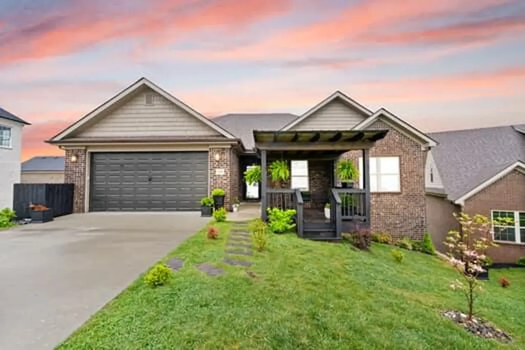 305 Pam Drive Richmond KY 40475