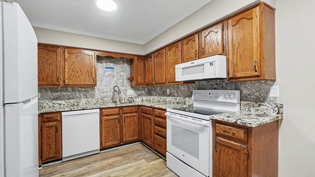 1640 Nicholasville Road Lexington KY 40503