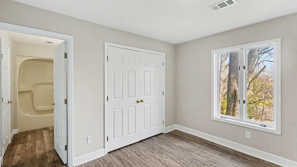 1640 Nicholasville Road Lexington KY 40503