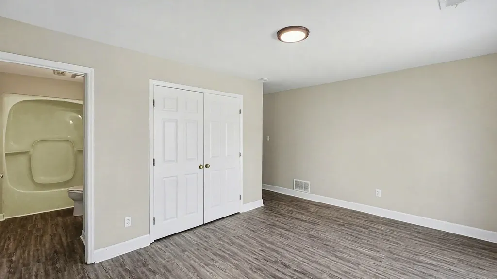 1640 Nicholasville Road Lexington KY 40503