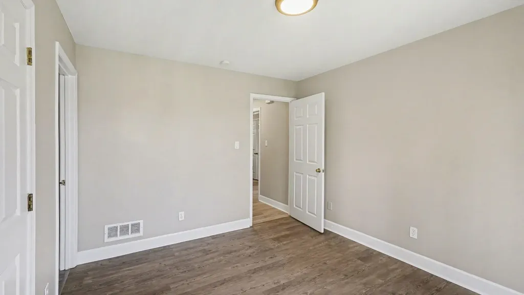 1640 Nicholasville Road Lexington KY 40503